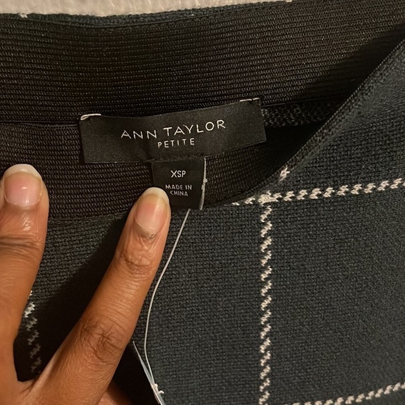 NWT Ann Taylor sweater pencil skirt size PXS - Picture 3 of 3